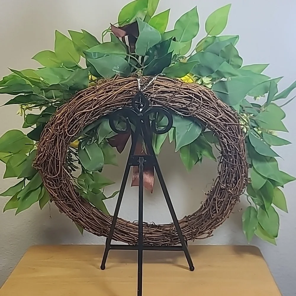 Wall or Door floral wreath
